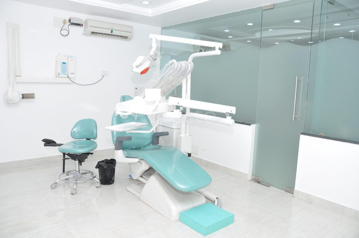 jaws-dental-clinic-implant-centre-chennai-1459252934-56fa6ec6c5339-scaled.jpg